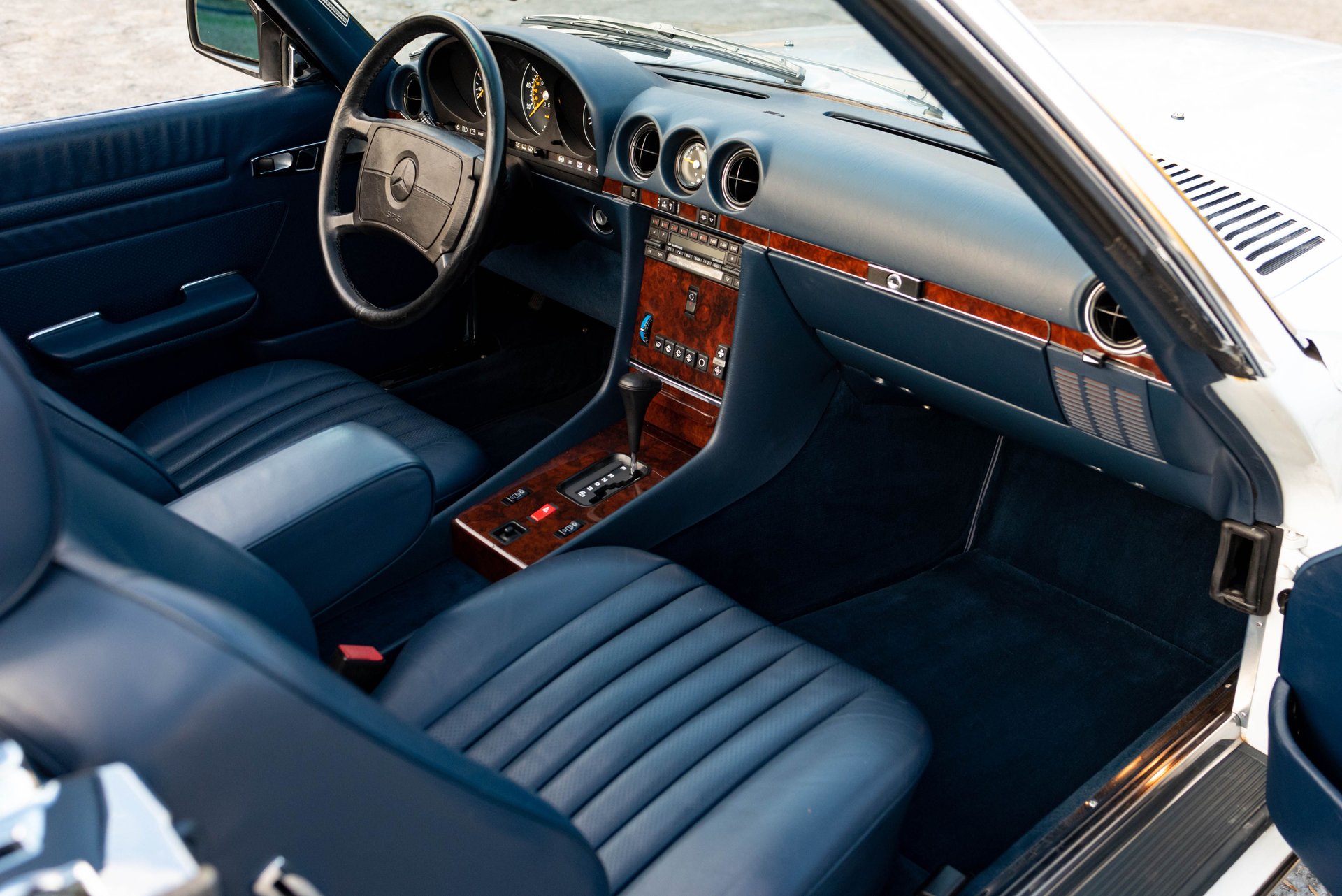 For Sale 1988 Mercedes-Benz 560 SL