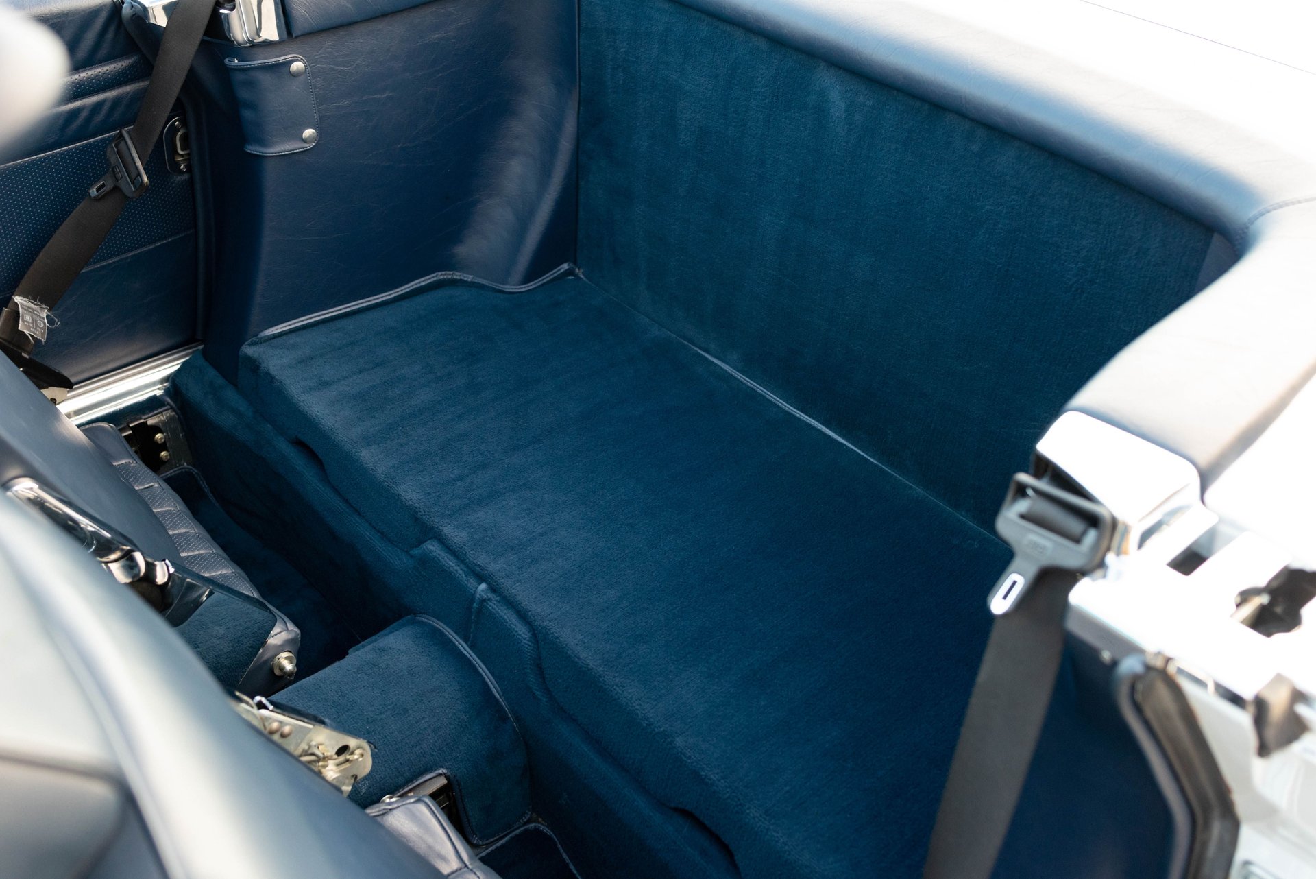For Sale 1988 Mercedes-Benz 560 SL