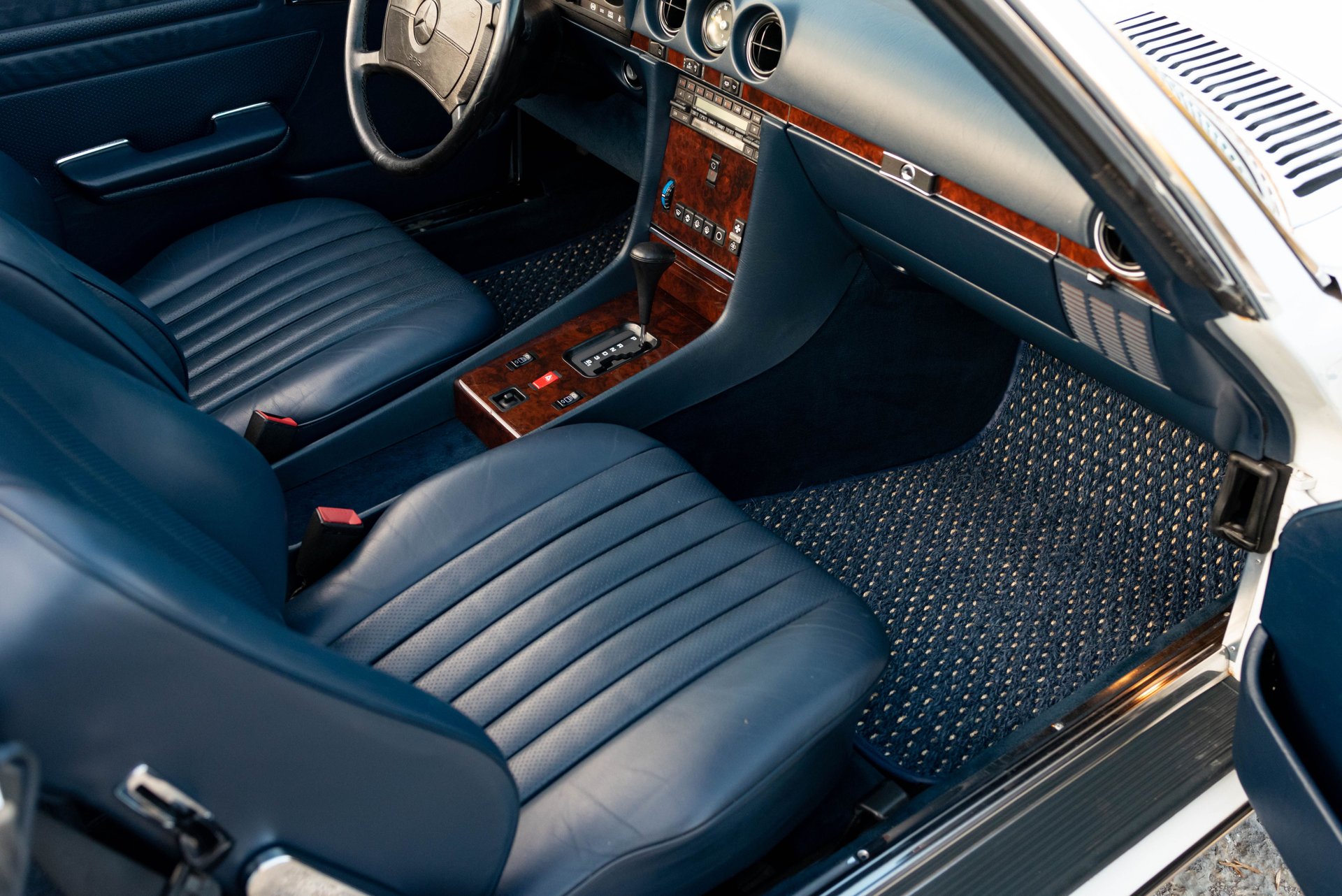 For Sale 1988 Mercedes-Benz 560 SL