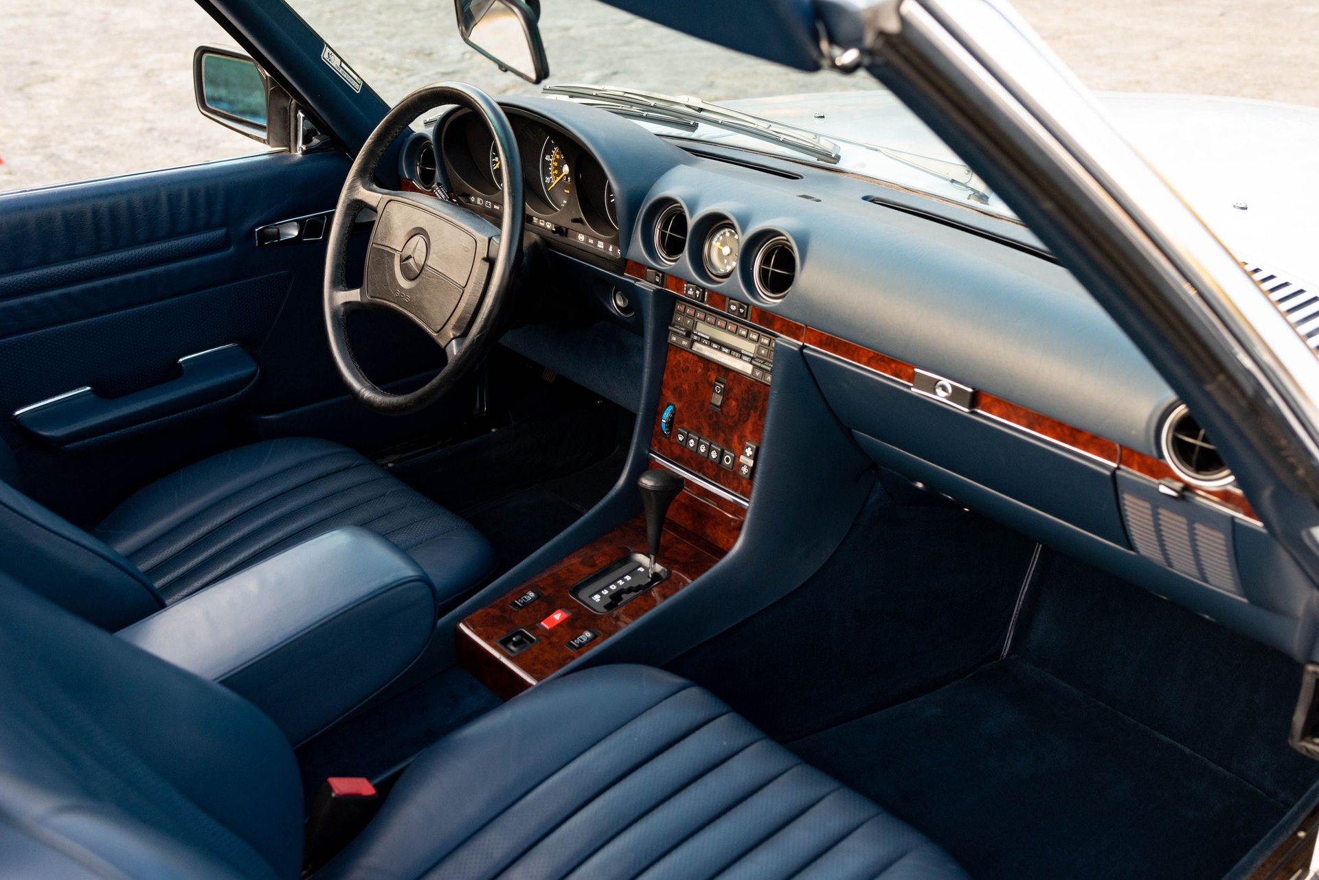 For Sale 1988 Mercedes-Benz 560 SL