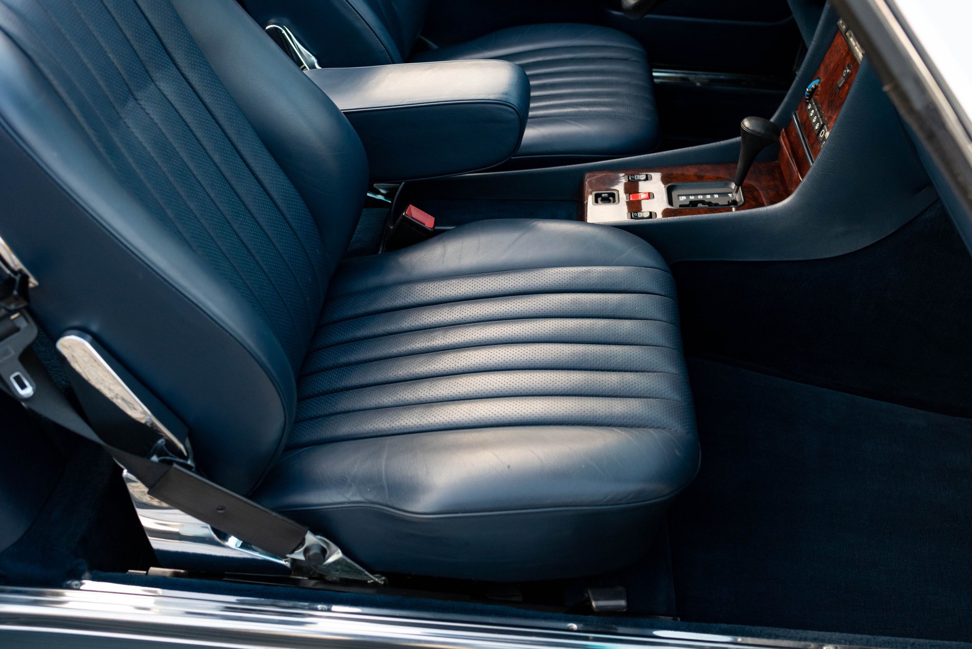 For Sale 1988 Mercedes-Benz 560 SL