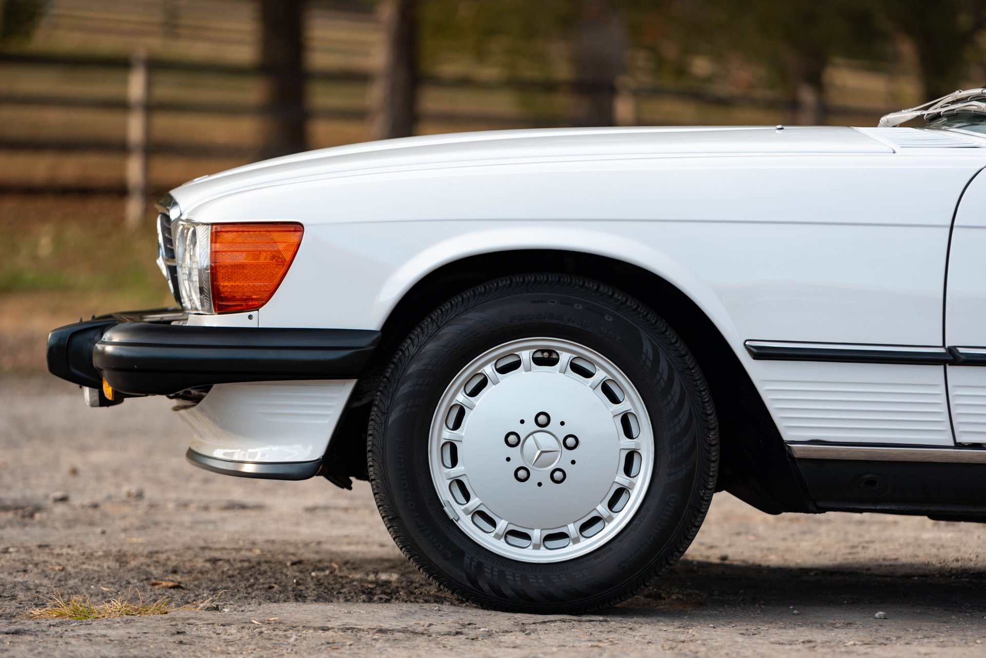 For Sale 1988 Mercedes-Benz 560 SL