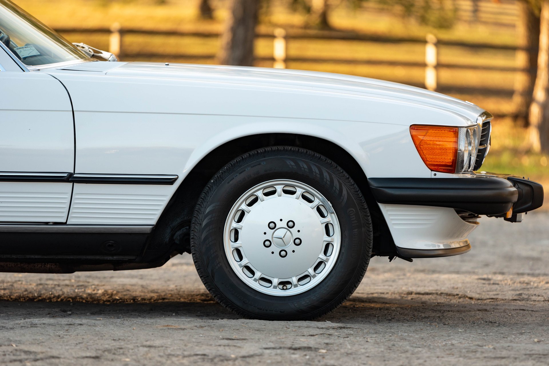 For Sale 1988 Mercedes-Benz 560 SL