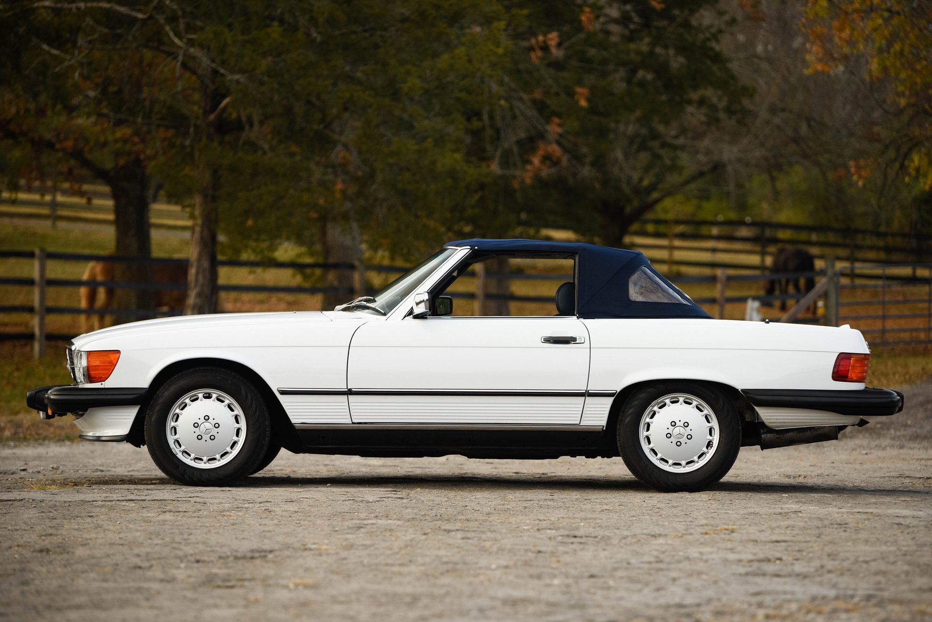 For Sale 1988 Mercedes-Benz 560 SL