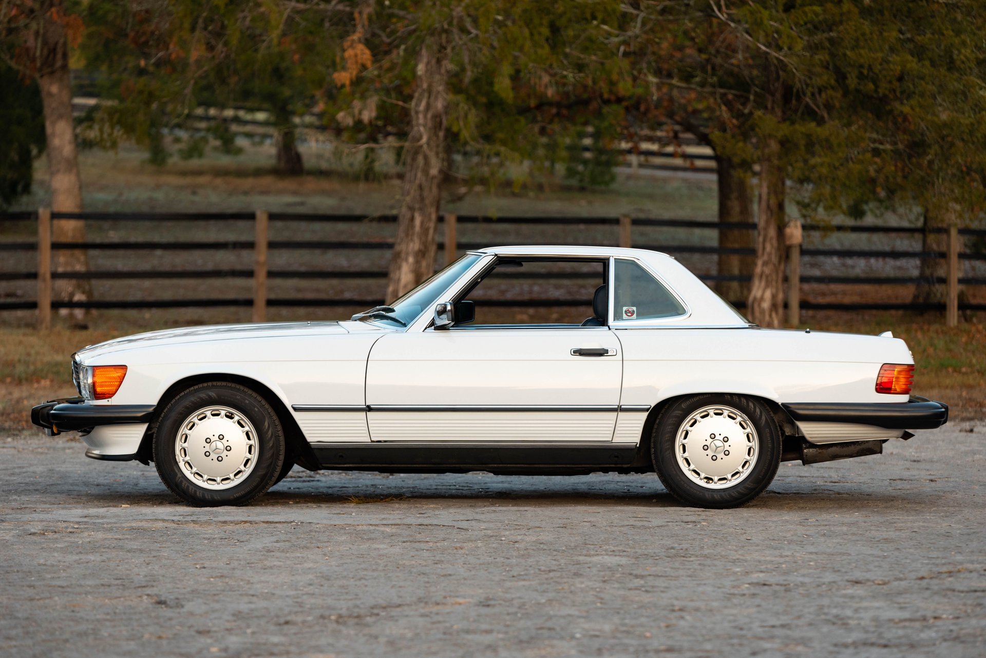 For Sale 1988 Mercedes-Benz 560 SL