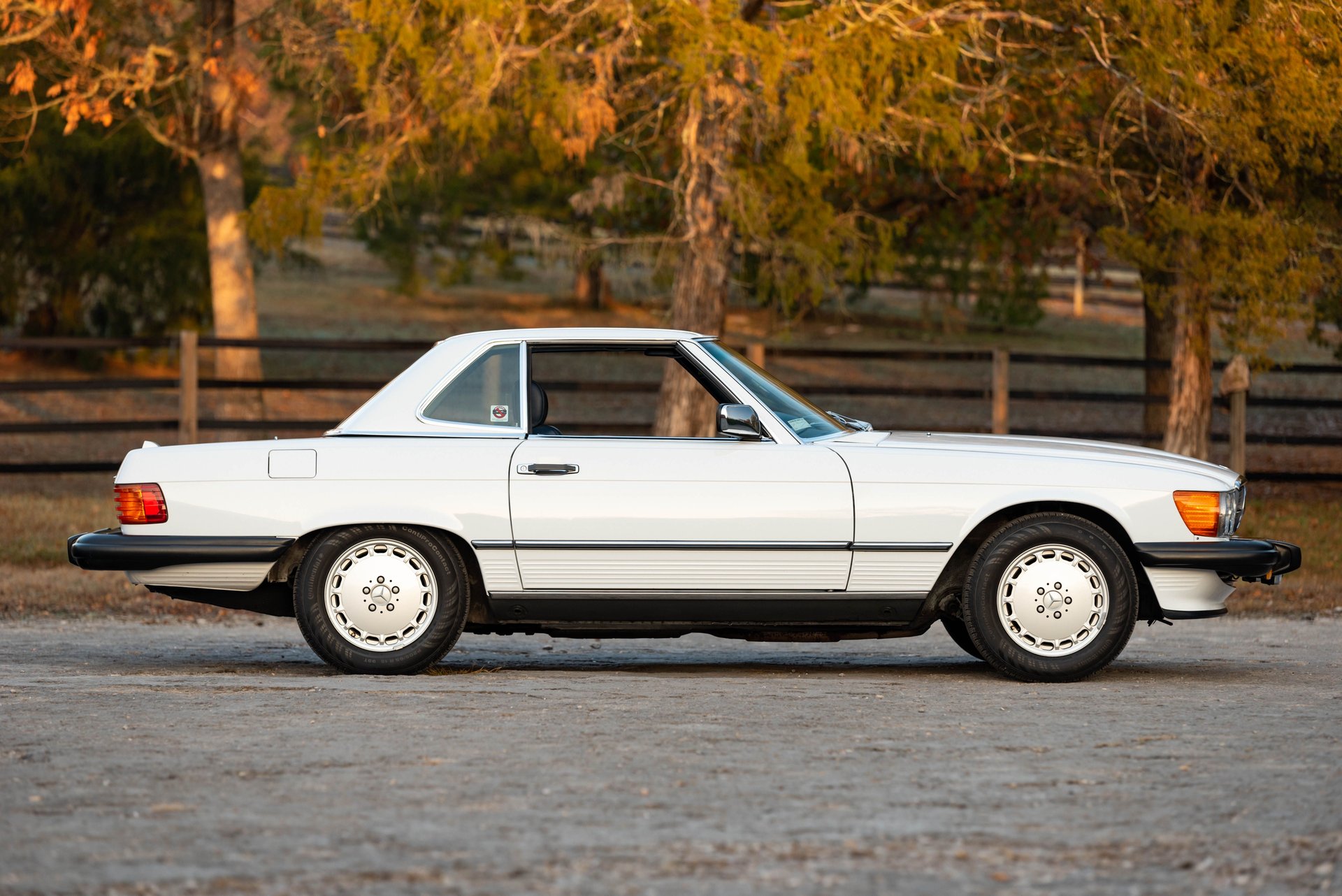 For Sale 1988 Mercedes-Benz 560 SL