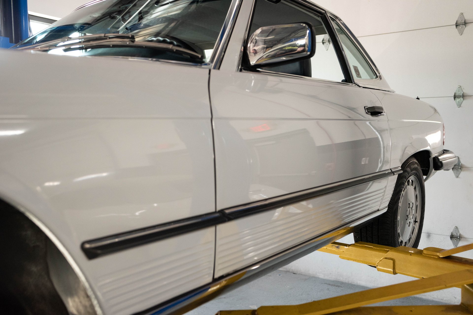 For Sale 1988 Mercedes-Benz 560 SL