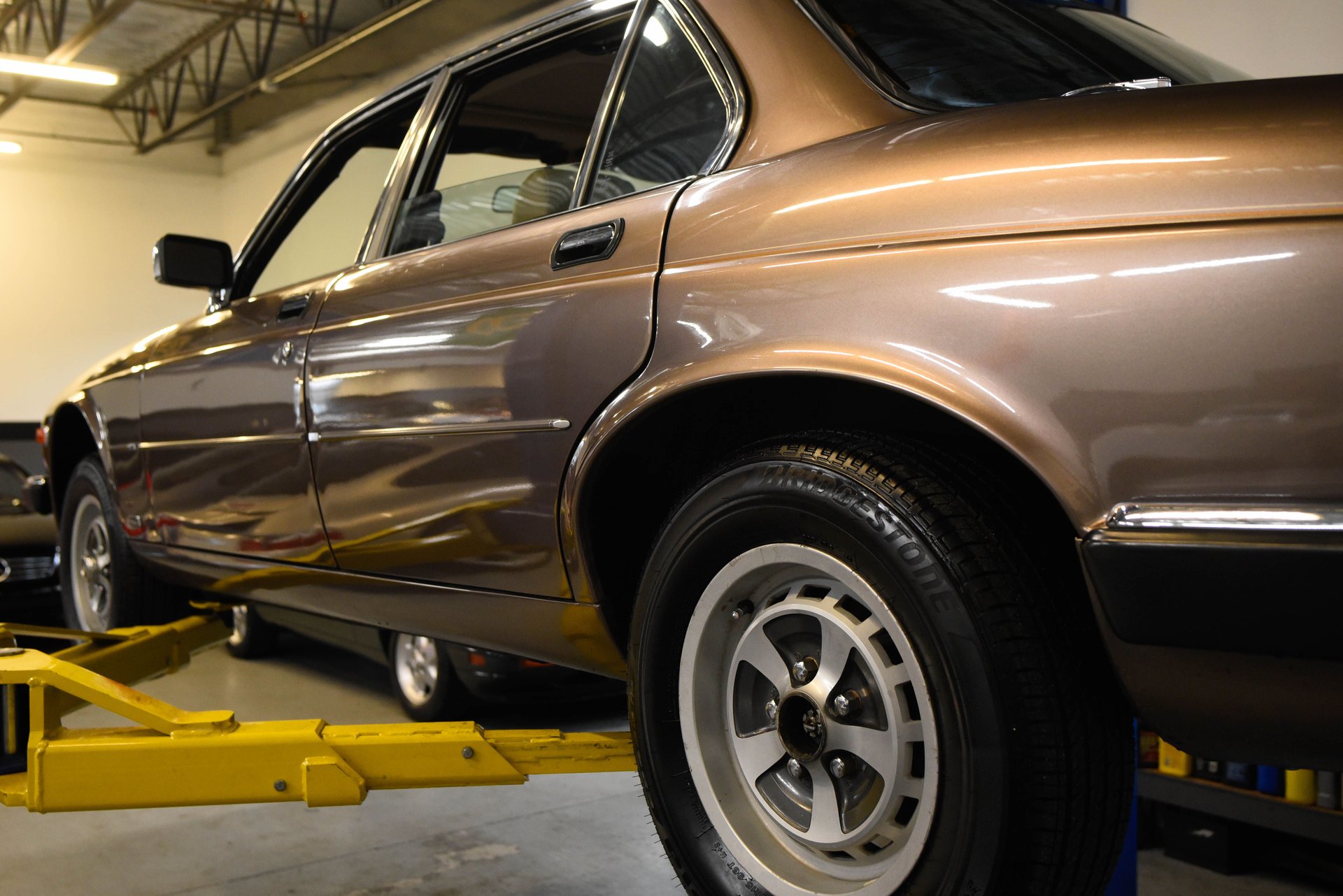 1985 Jaguar XJ6 Vanden Plas | Frazier Motorcar Company, LLC