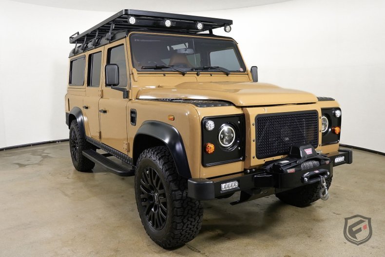 1967 LAND ROVER DEFENDER 110