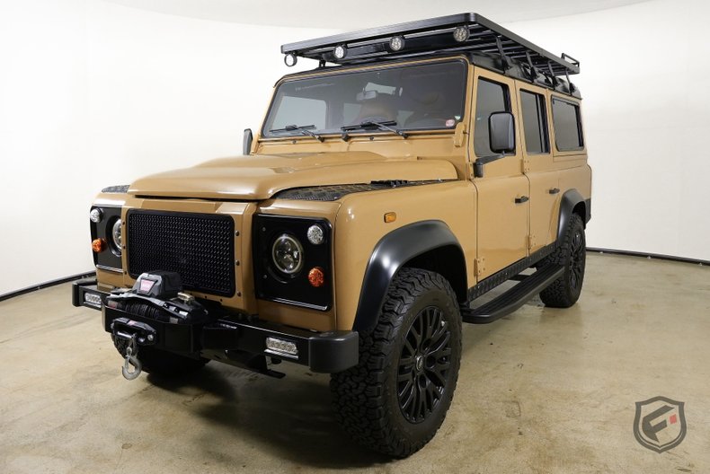 1967 LAND ROVER DEFENDER 110