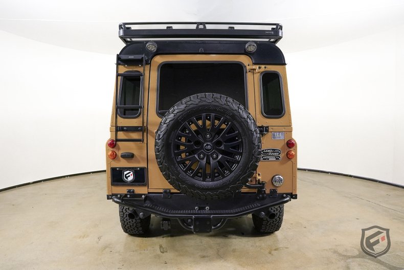 1967 LAND ROVER DEFENDER 110