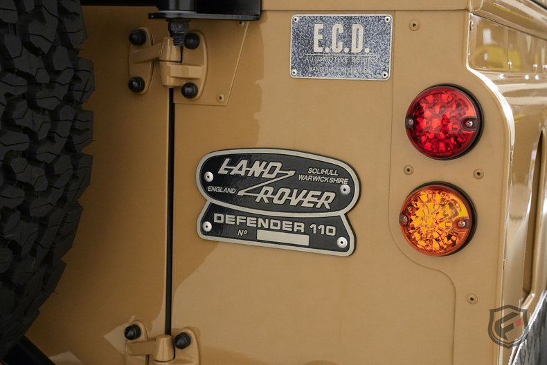 1967 LAND ROVER DEFENDER 110