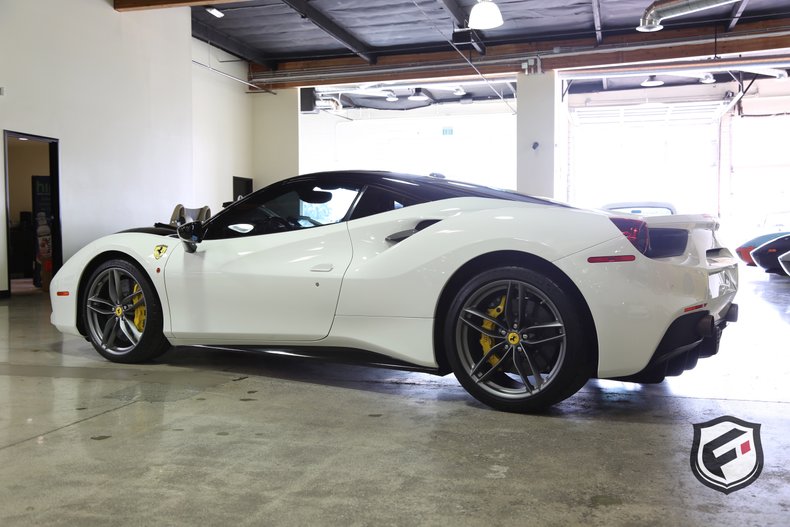 2016 Ferrari 488 GTB