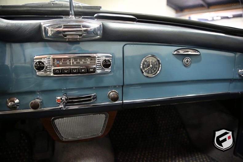 1960 Mercedes-Benz 190SL