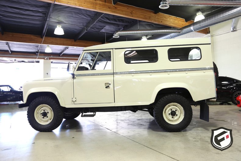 1983 Land Rover Defender 110