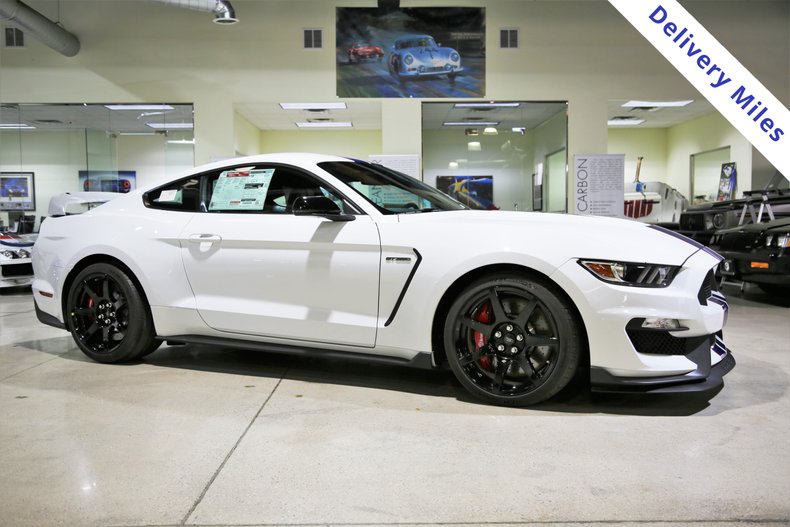 2016 ford mustang shelby gt350r fastback