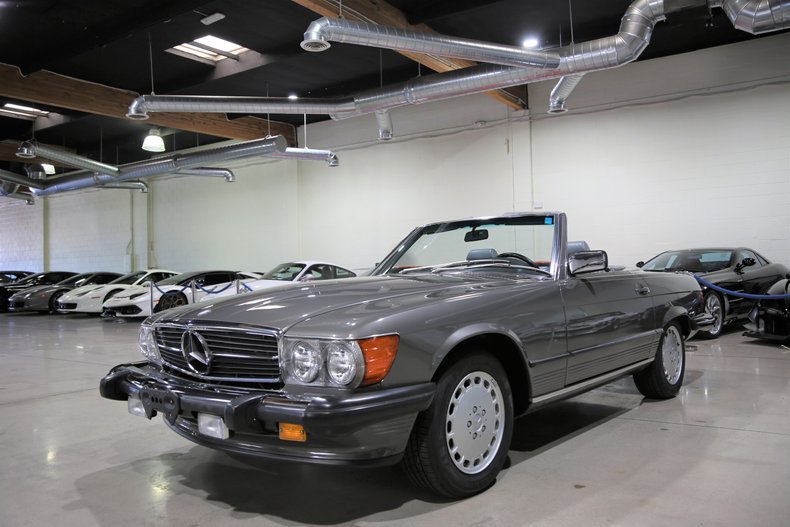 1989 Mercedes-Benz 560 Series