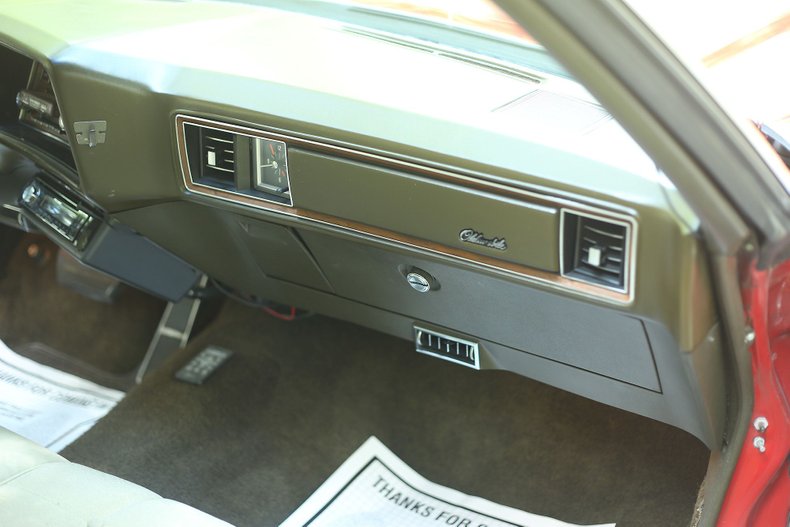 1972 Oldsmobile 98 24
