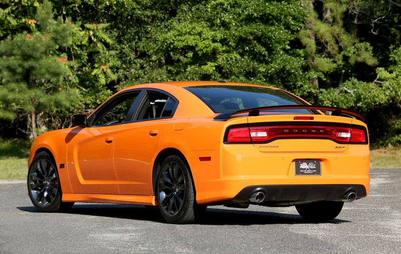 2014 Dodge Charger 11