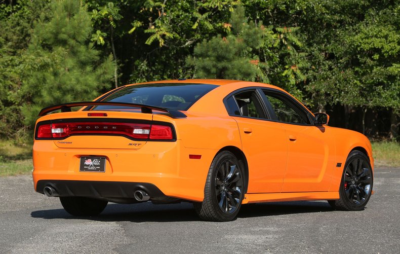 2014 Dodge Charger 16