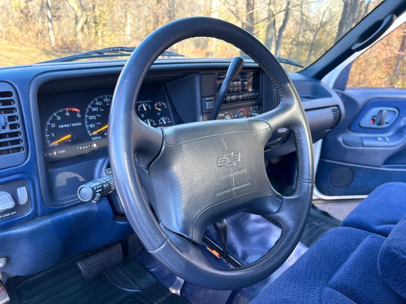 1995 Chevrolet C/K 1500 23