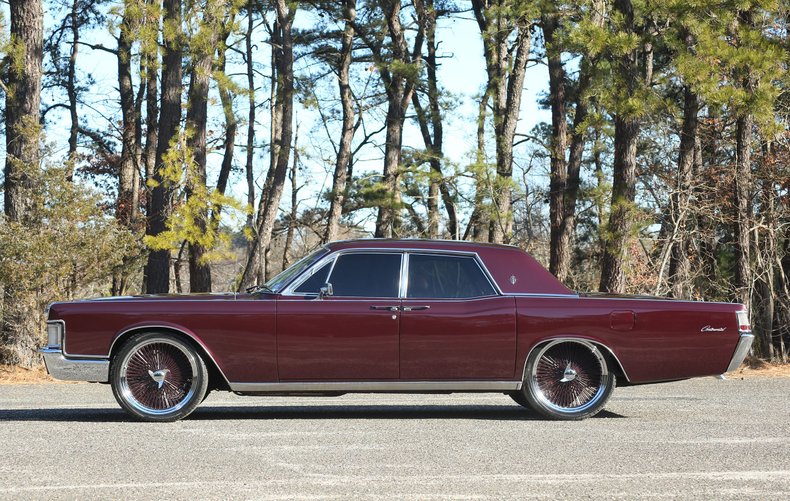 1969 Lincoln Continental 6