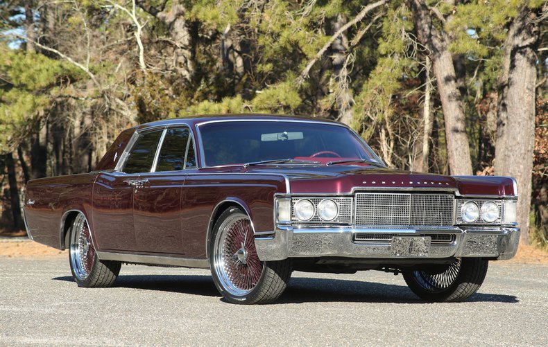 1969 Lincoln Continental 21