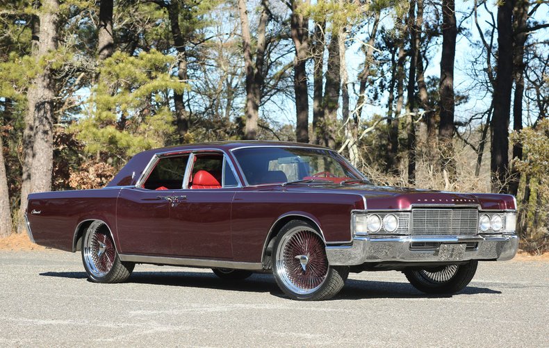 1969 Lincoln Continental 19