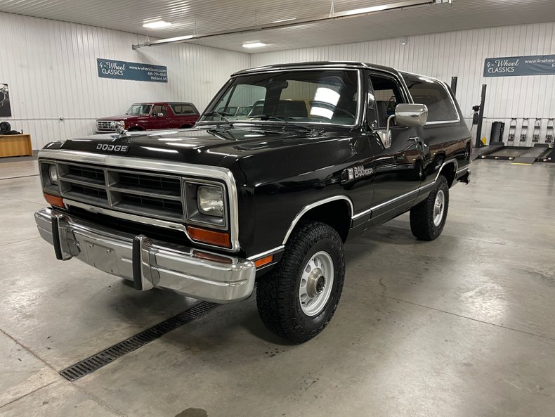 1990 Dodge Ramcharger | 4-Wheel Classics/Classic Car, Truck, and SUV Sales