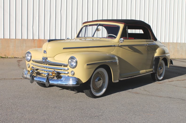 1948 Ford Super Deluxe 