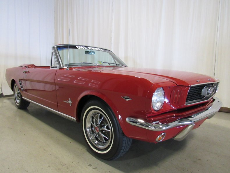 1966 Ford Mustang 