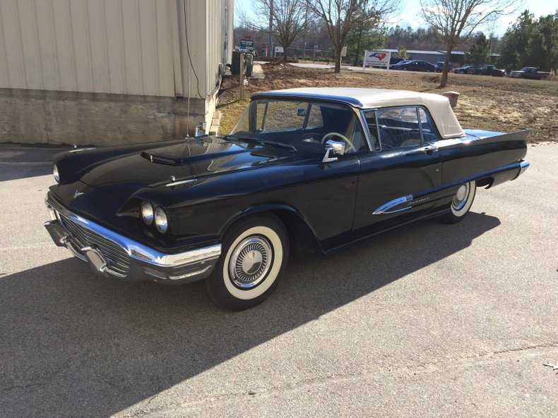 1959 Ford Thunderbird 