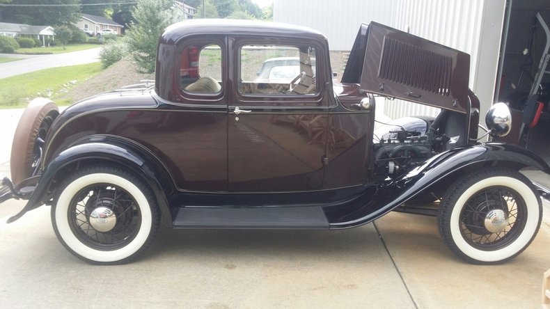 1932 Ford 5 Window Coupe 