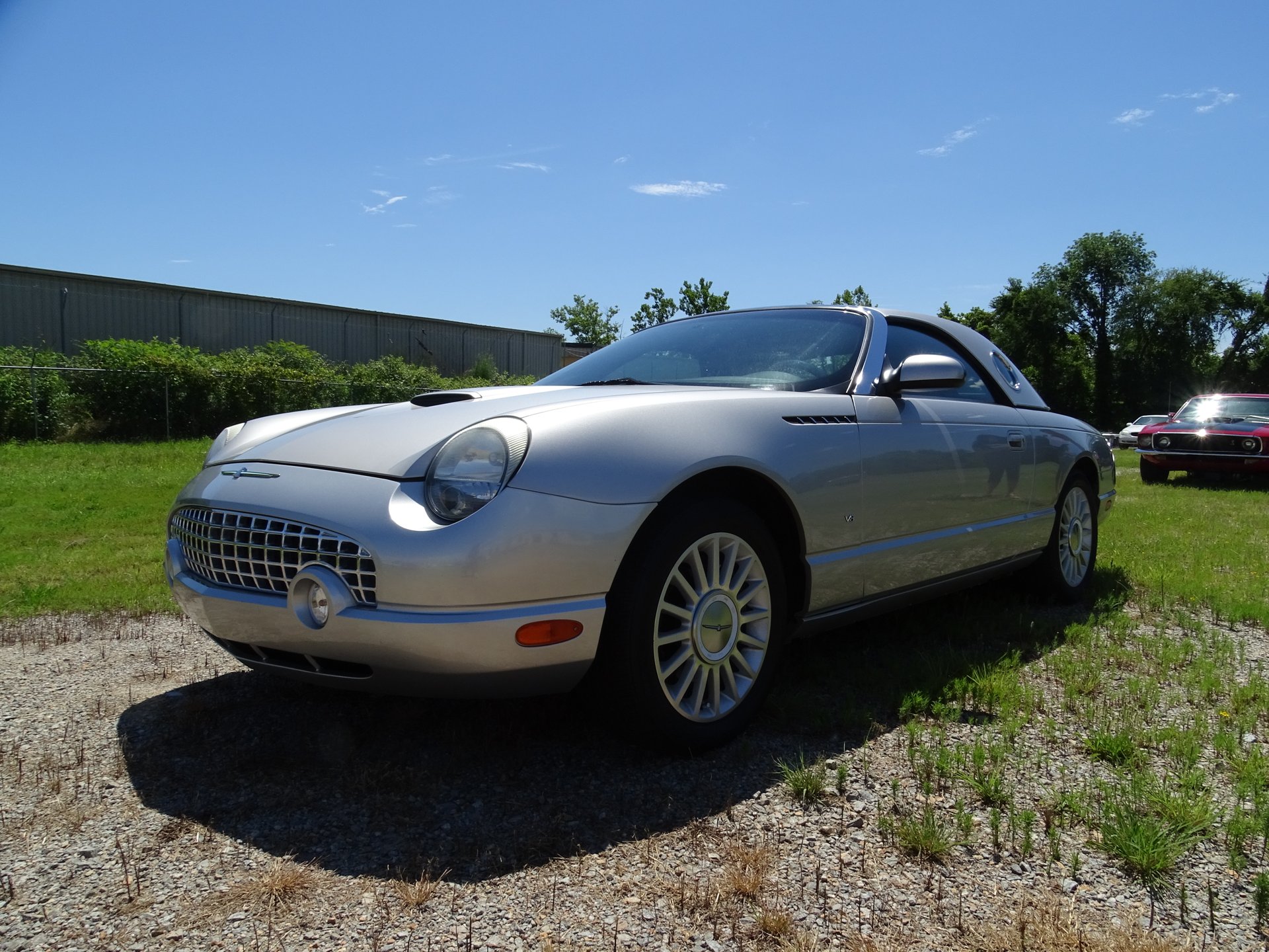 2004 ford thunderbird