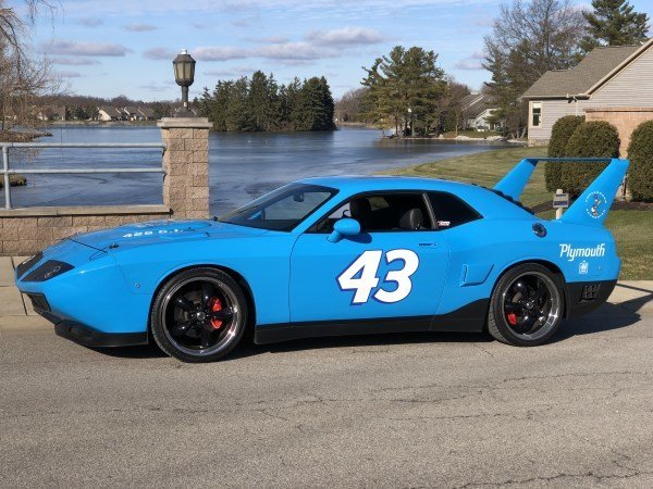 2009 Dodge Challenger SRT 8