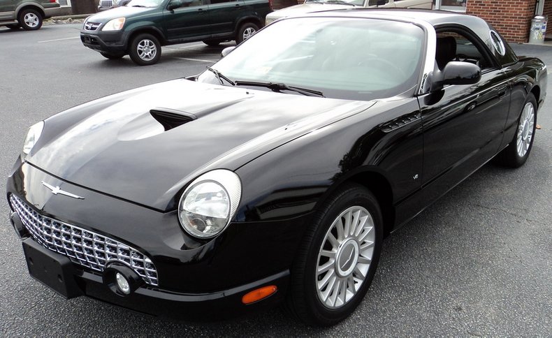 2004 Ford Thunderbird 