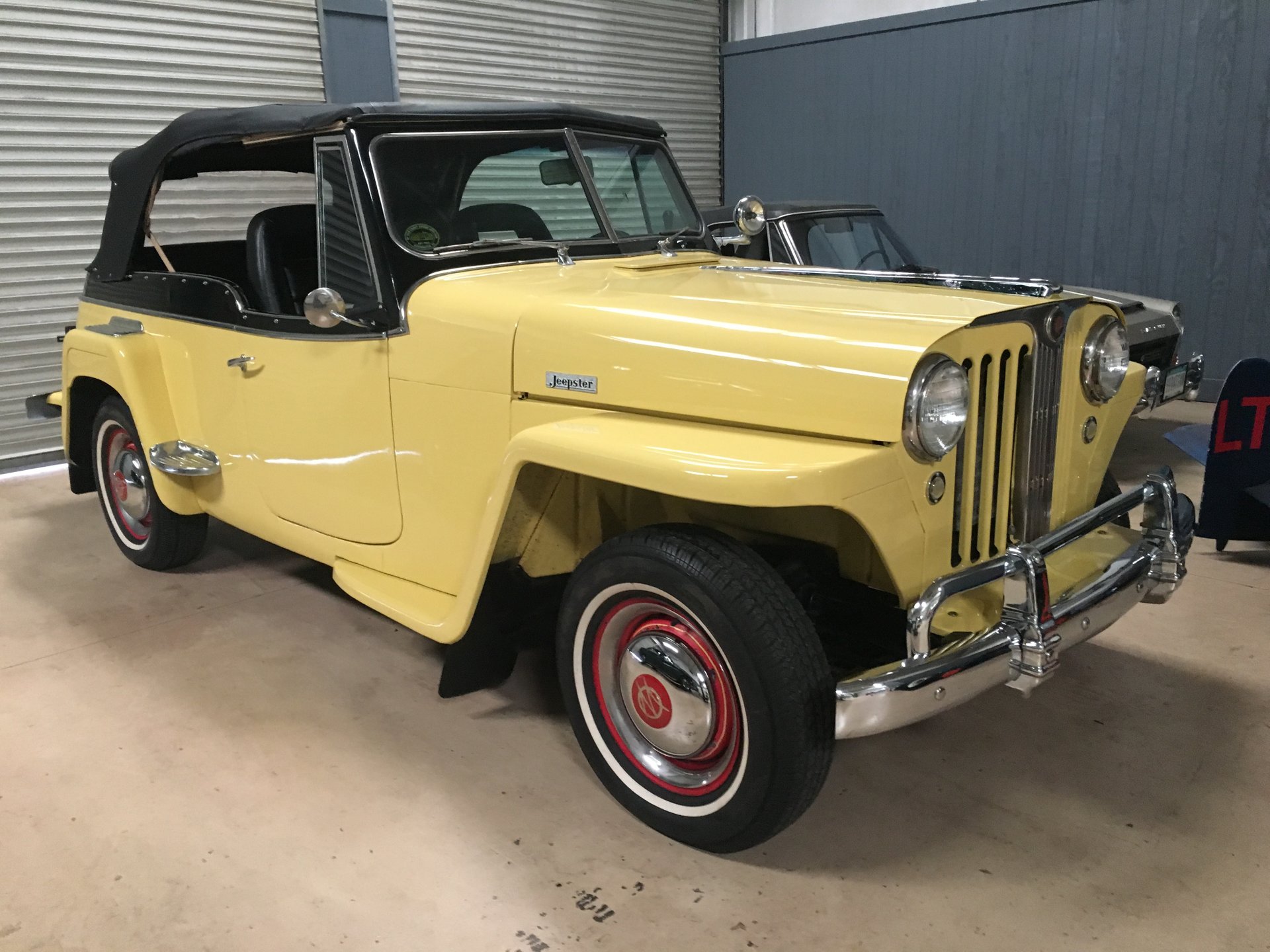 1948 willys overland jeepster