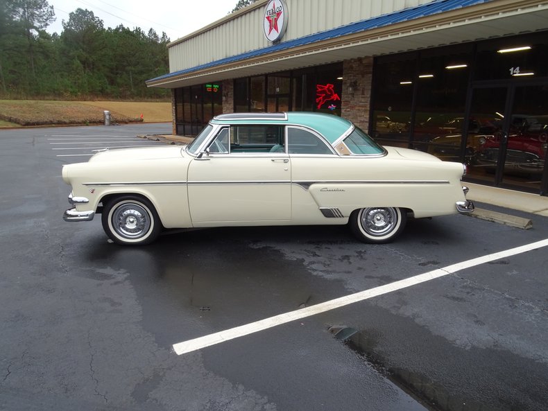 1954 Ford Crestline Skyliner HardTop