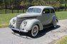 1938 Ford Sedan