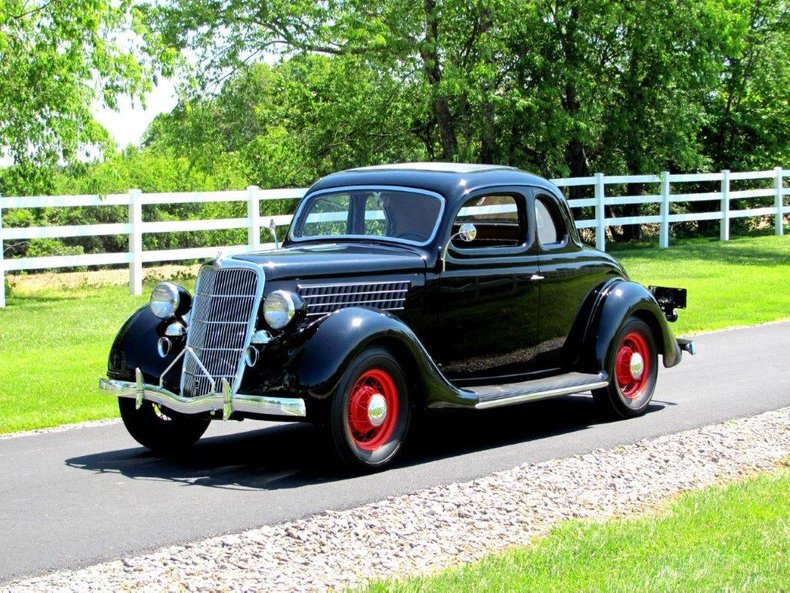 1935 Ford Coupe 