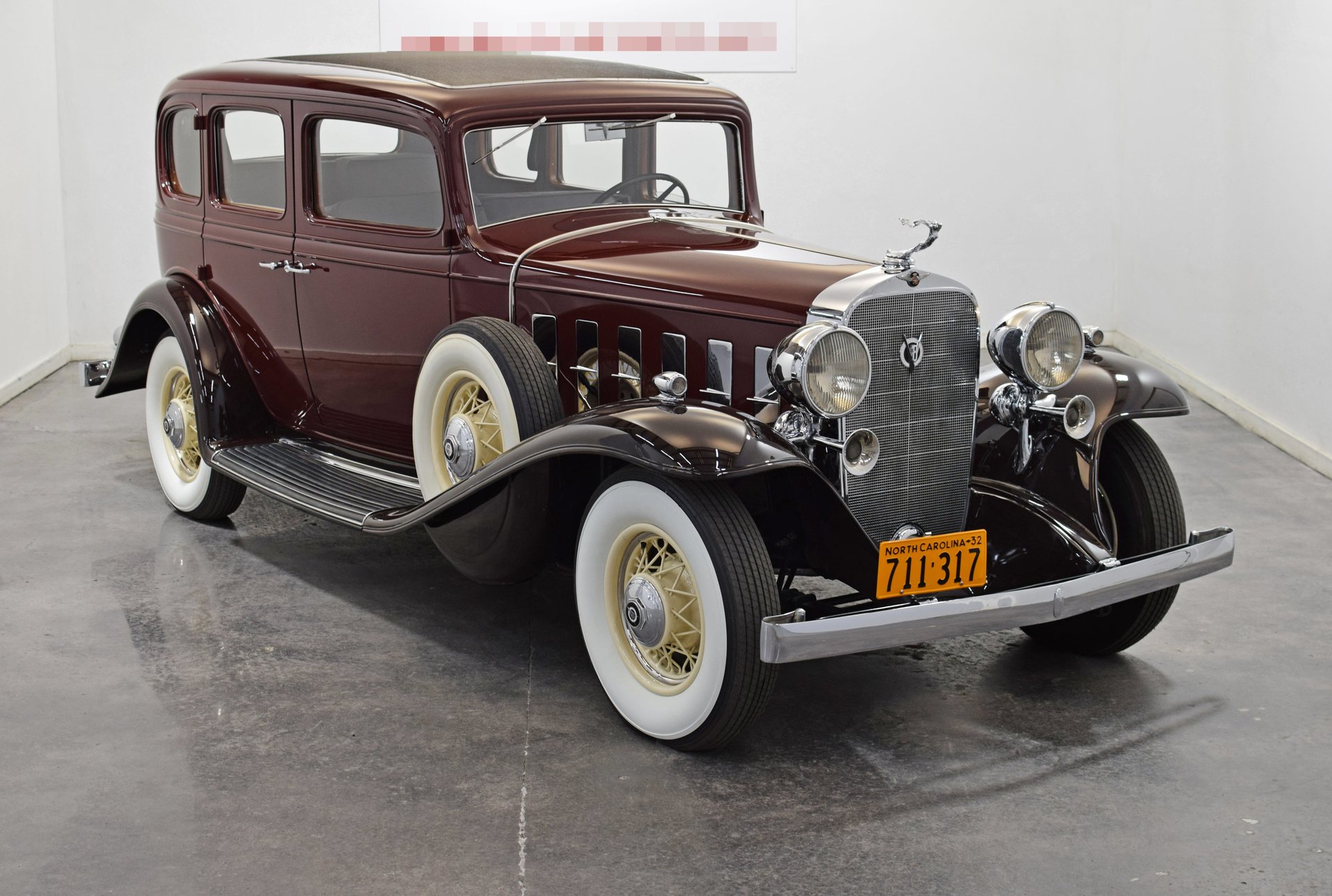 1932 cadillac 355 b limousine