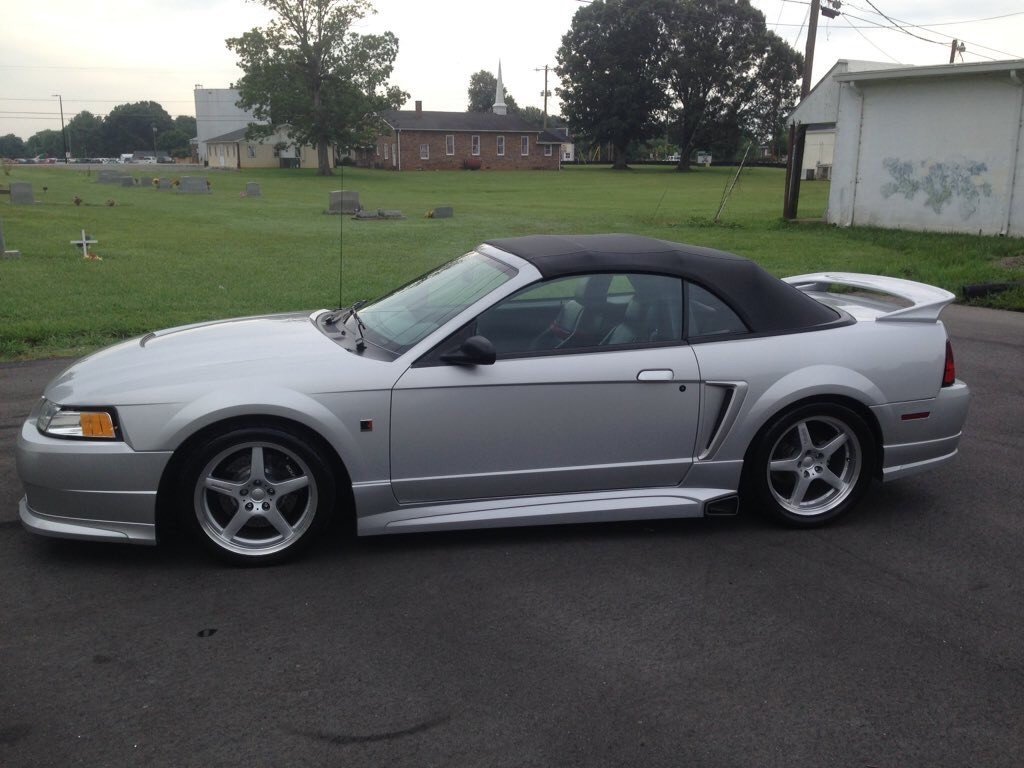 2000 ford mustang gt