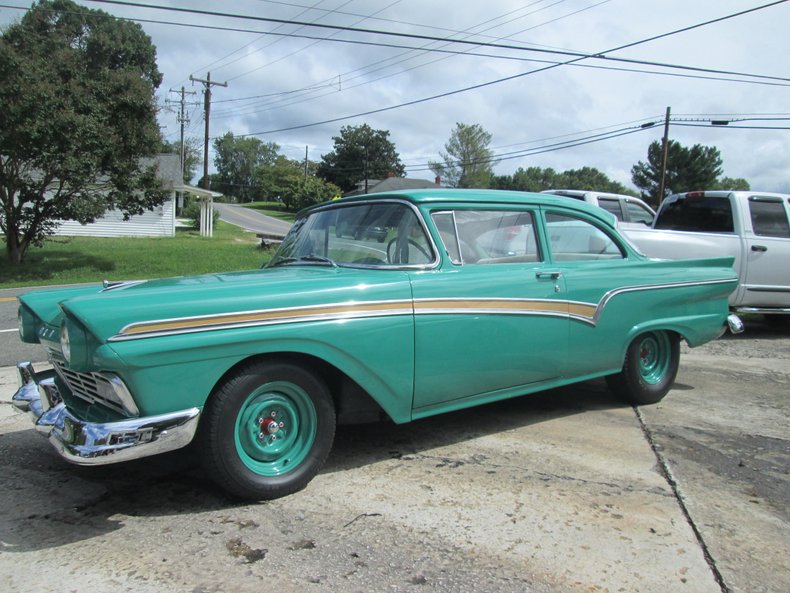 1957 Ford 300 Custom