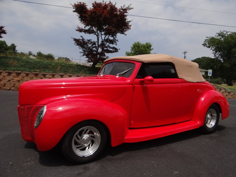 1940 Ford Convertible 