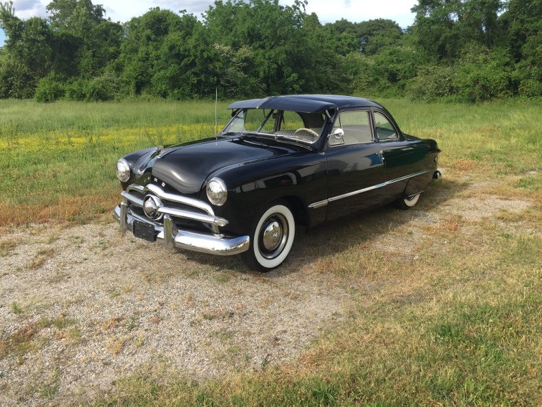 1949 Ford Club Coupe 