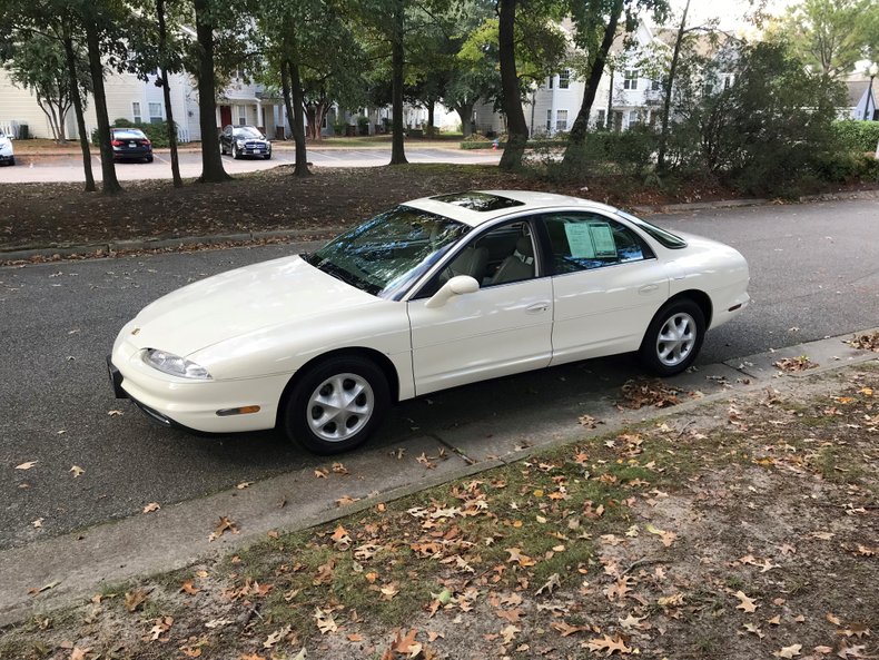 1998 Oldsmobile Aurora 