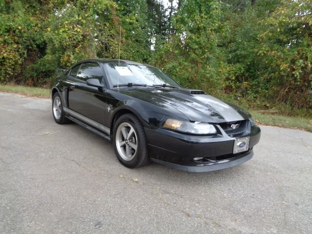 2003 ford mustang mach 1
