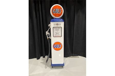 Gulf Gas Pump | GAA Classic Cars