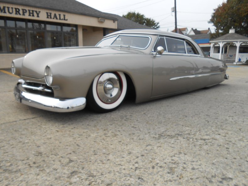 1951 Ford Victoria 