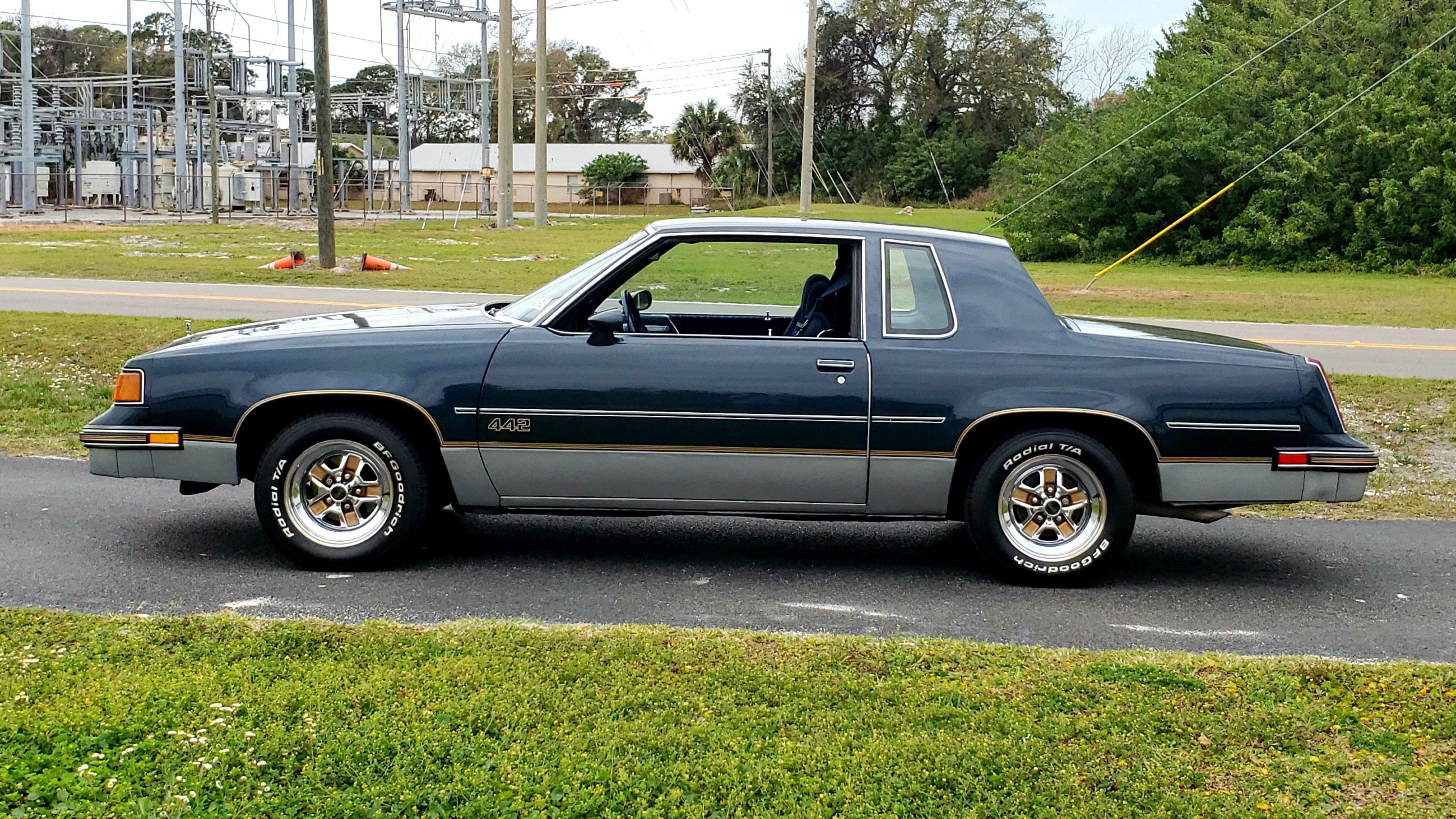 Cutlass Supreme for 1987 Oldsmobile Cutlass 442 With T Tops No Reserve: 198...